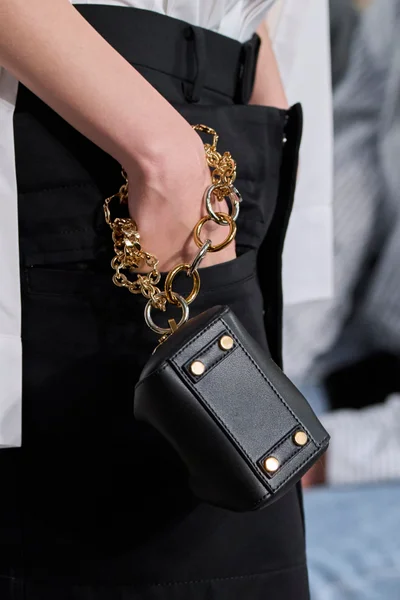 Look 96